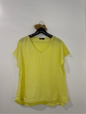 M Made in Italy V-Neck Lightweight Yellow Women's Blouse